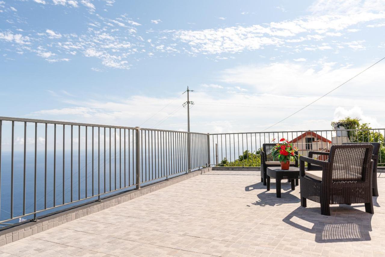 Casa Raimunda, Big Apartment With Amazing Views Arco da Calheta  Zewnętrze zdjęcie